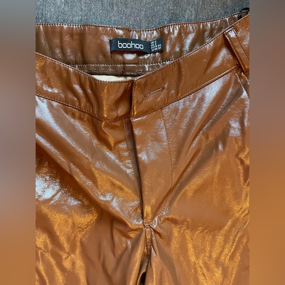 Vinyl Straight Leg V Waistband Pants - Picture 5 of 7